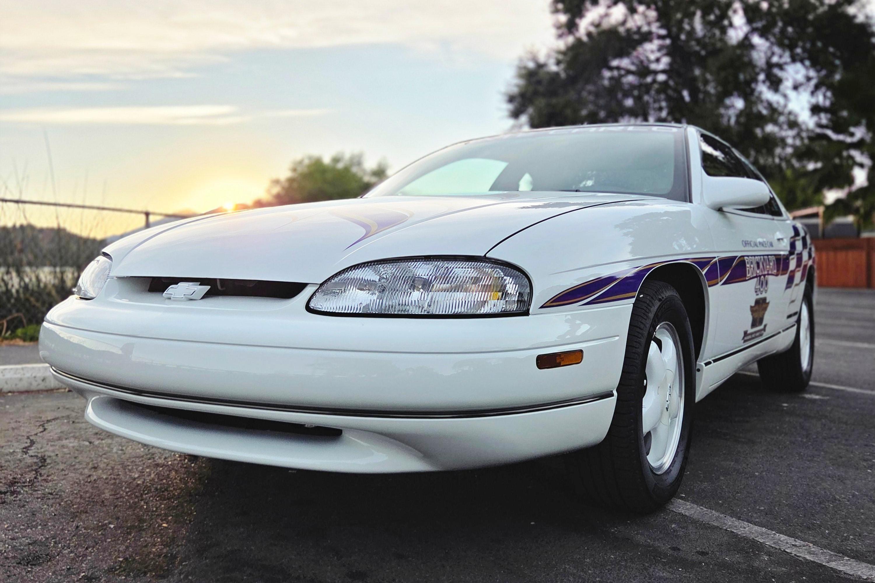 1995 Chevrolet Monte Carlo sold at auction for $13,095