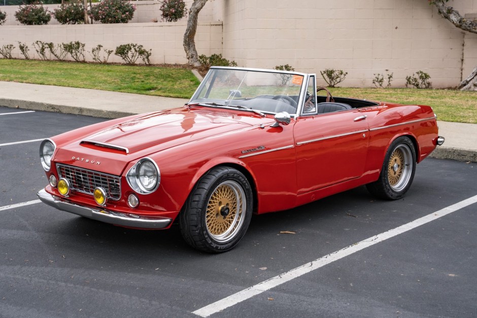 1966 Datsun Roadster sold at auction for $10,000