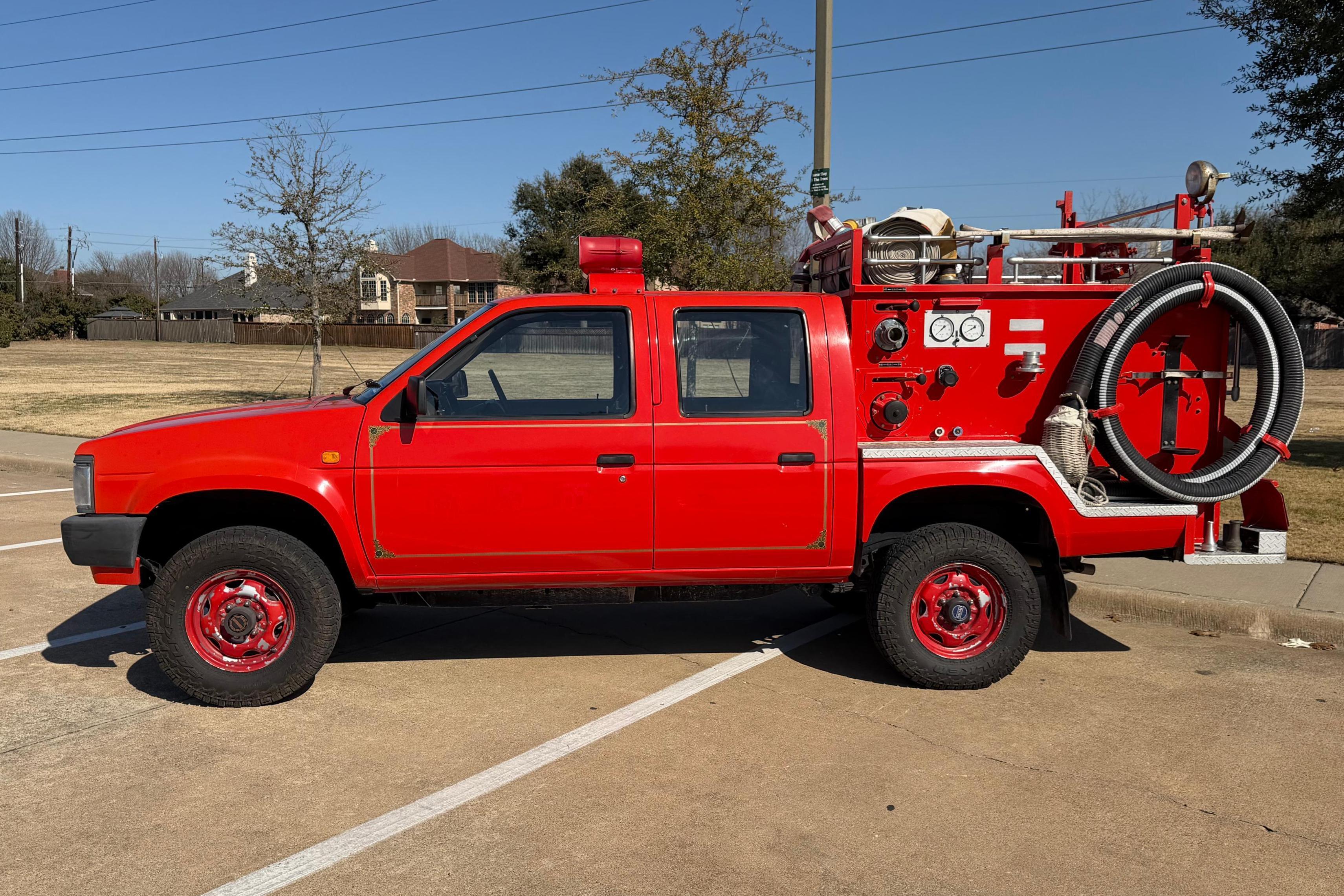 1990 Nissan Frontier sold at auction for $8,500