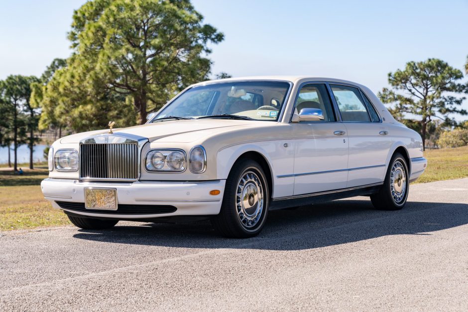 2002 Rolls-Royce Silver Seraph sold at auction for $36,102
