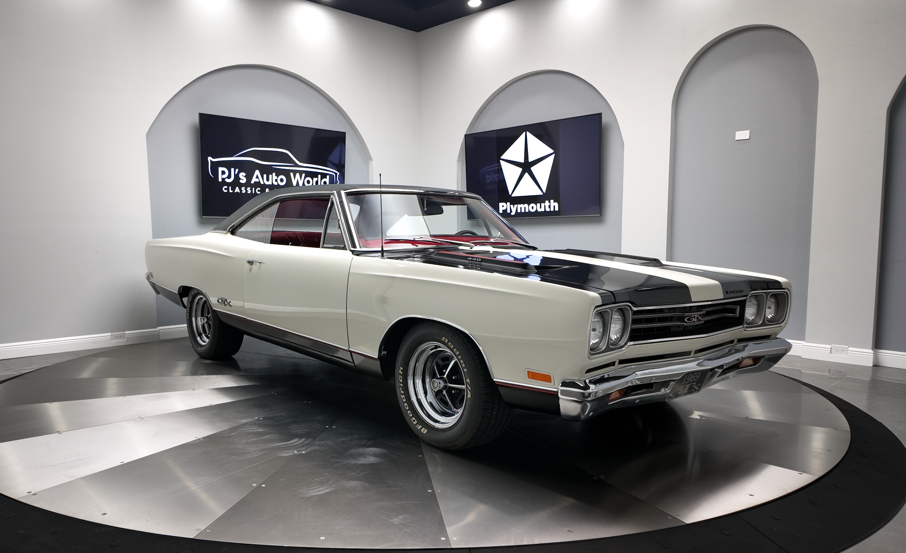 1969 Plymouth GTX sold at auction for $37,219