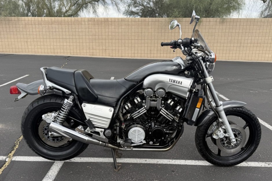 1985 Yamaha V-Max sold at auction for $4,100