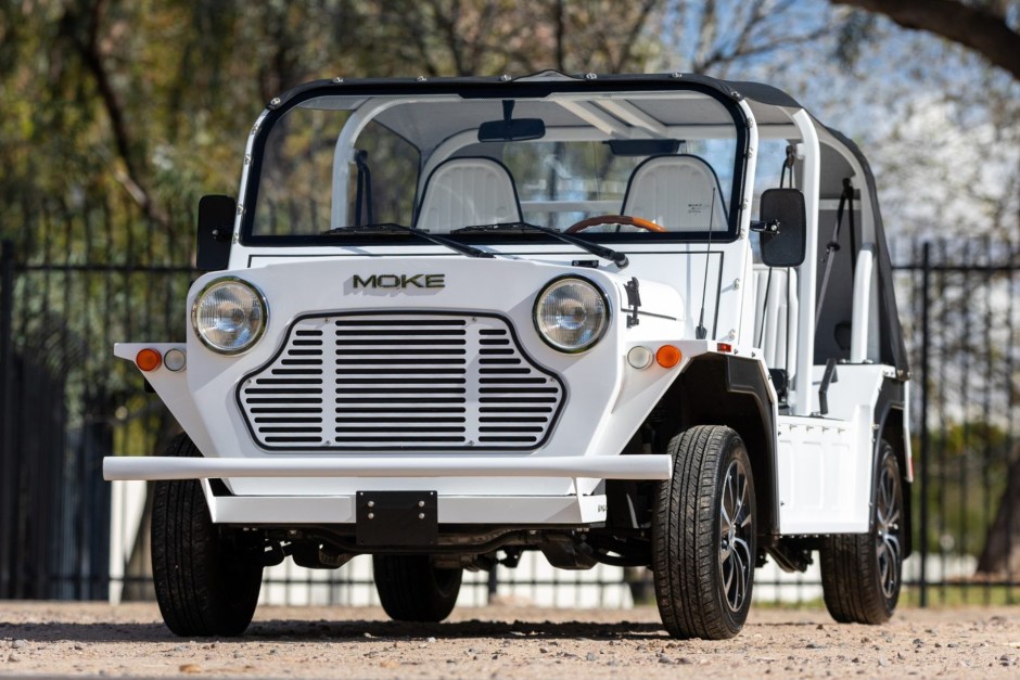 2022 Mini Moke sold at auction for $22,000