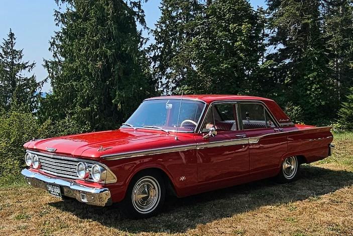 1962 Ford Fairlane sold at auction for $7,500