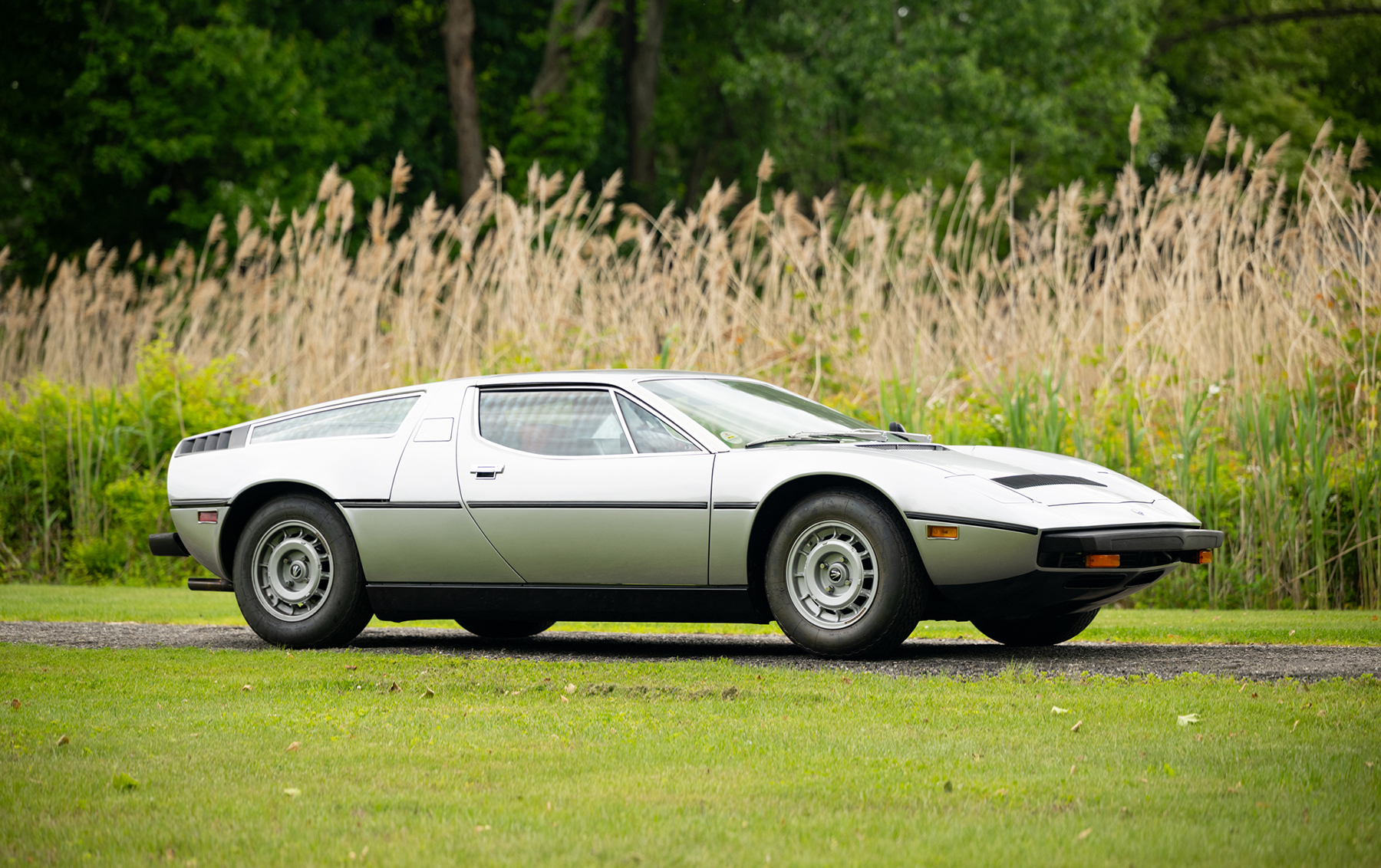 1977 Maserati Bora sold at auction for $134,400