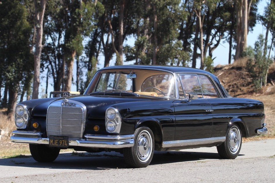 1964 Mercedes-Benz W111 Coupe & Cabriolet sold at auction for $26,000