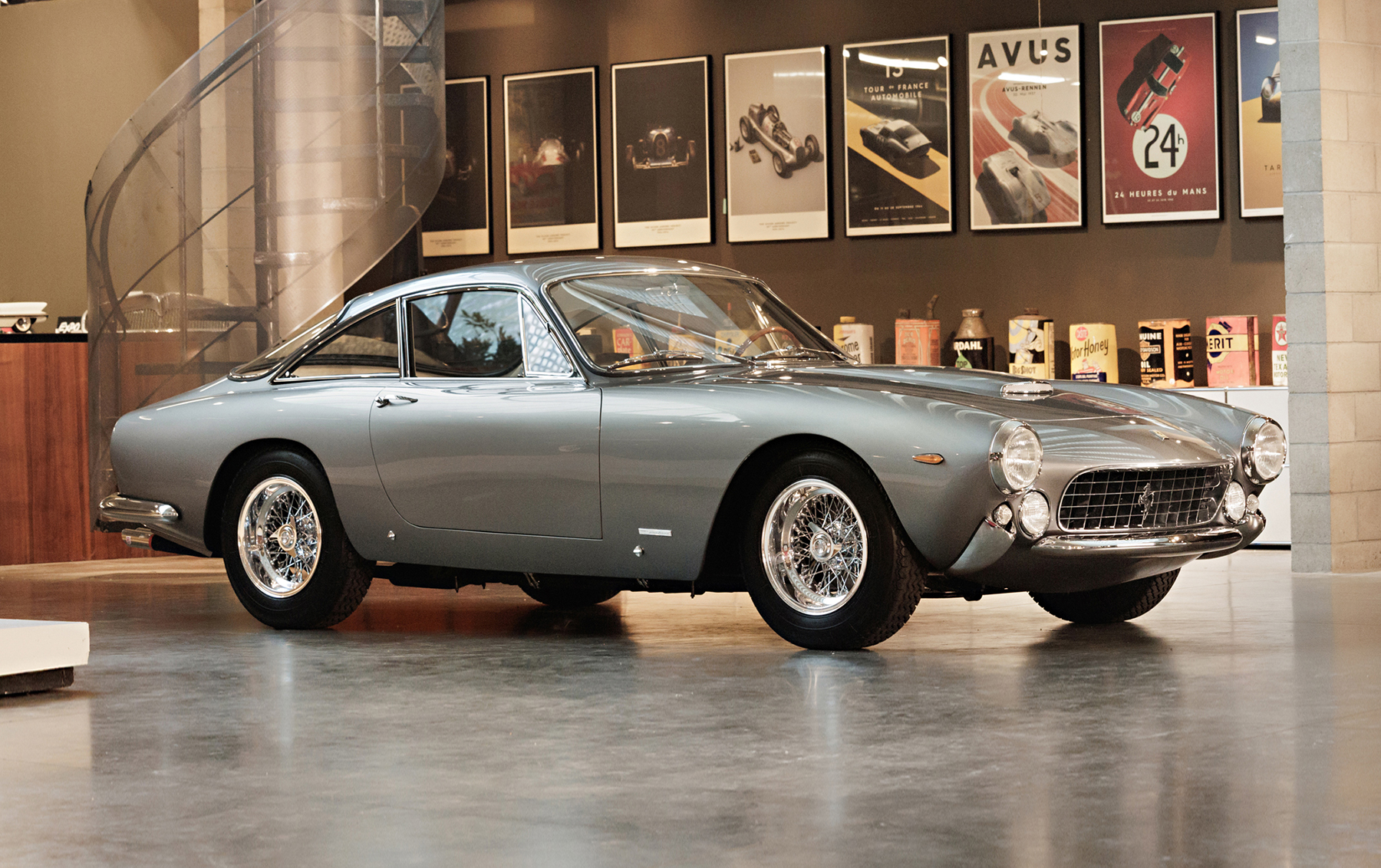 1963 Ferrari 250 GT sold at auction for $1,765,000