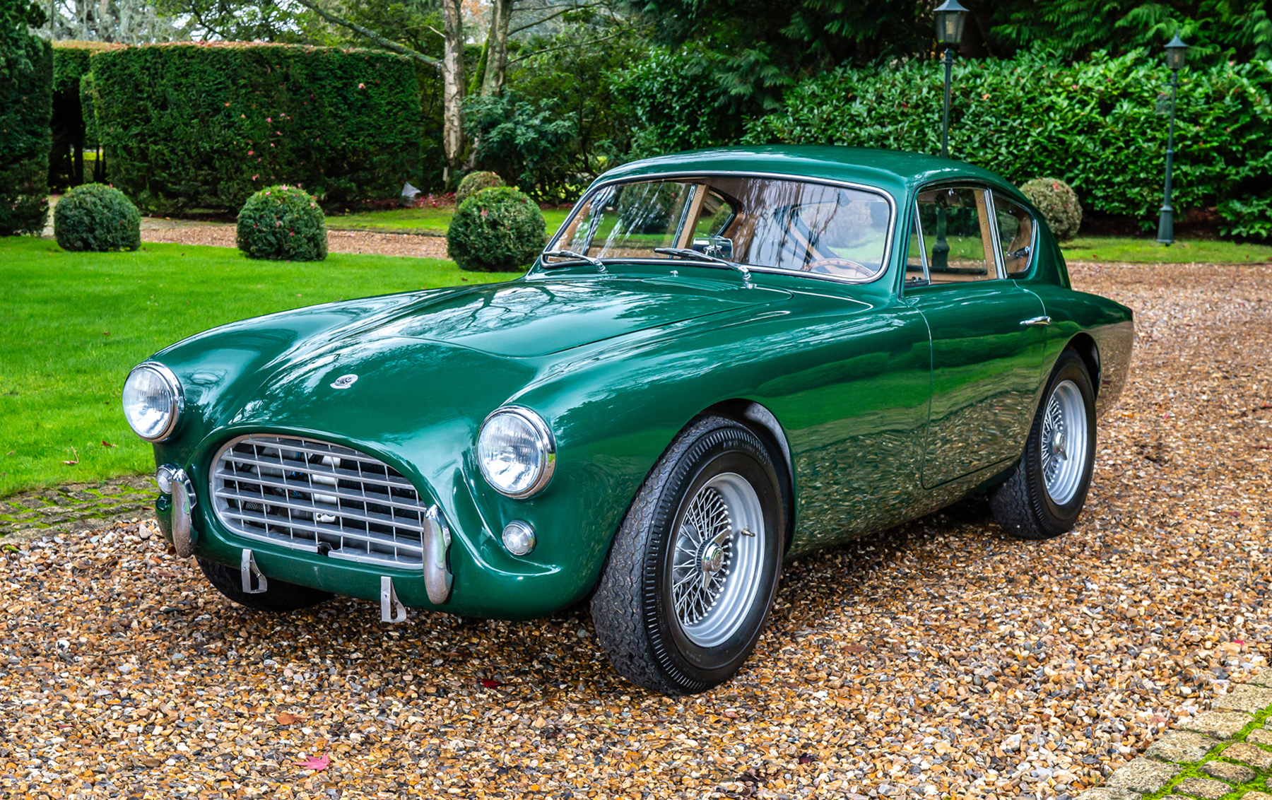 1958 AC Ace sold at auction for $92,000