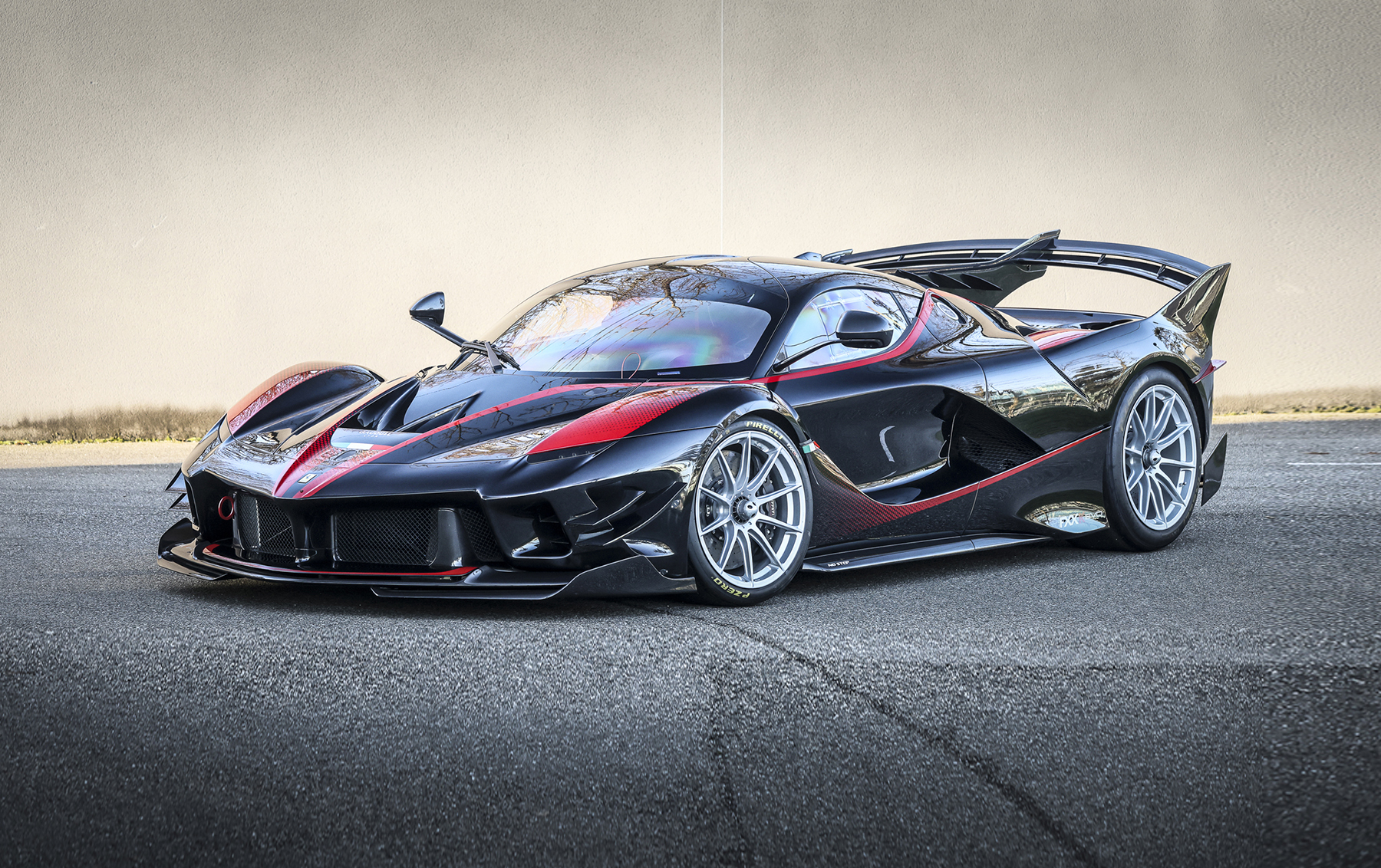 2018 Ferrari LaFerrari sold at auction for $6,980,000