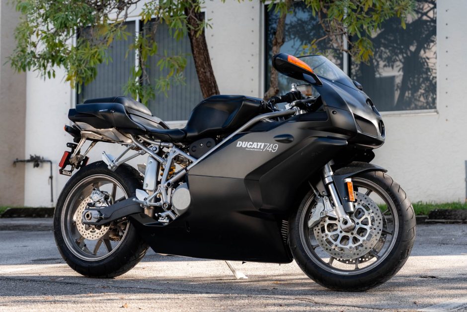 2005 Ducati 749 sold at auction for $4,444