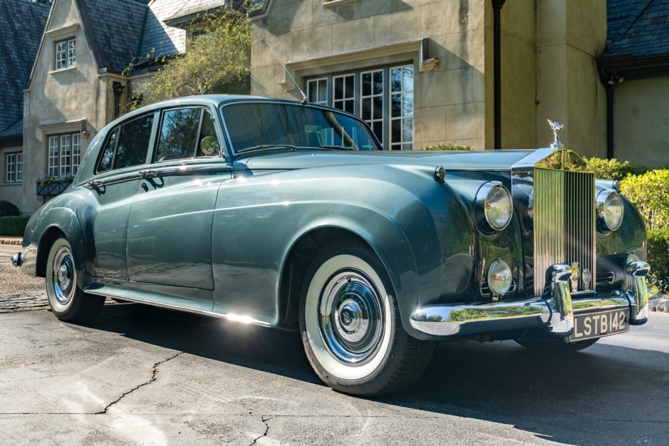 1960 Rolls-Royce Silver Cloud sold at auction for $80,500