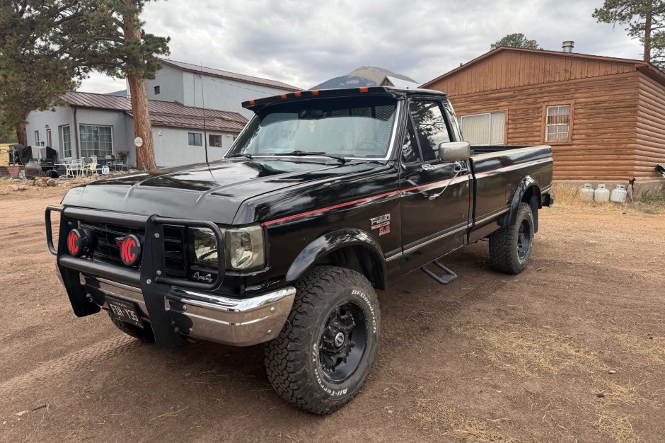 1989 Ford F-Series sold at auction for $5,655