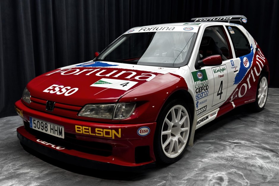 1994 Peugeot 306 sold at auction for $24,250