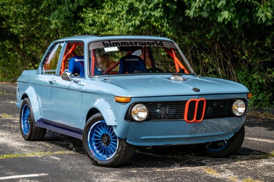 1976 BMW 2002 sold at auction for $18,202