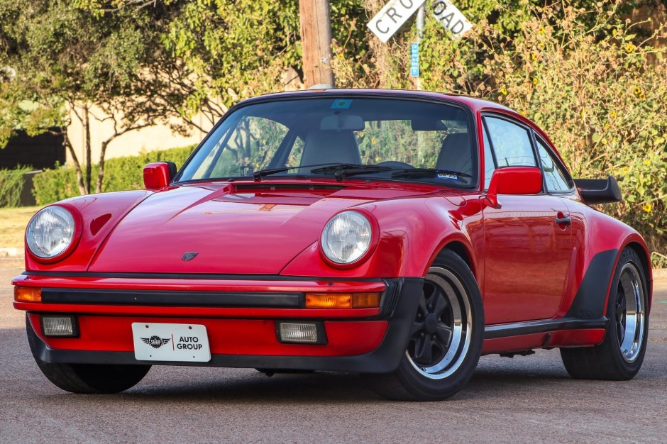 1986 Porsche 930 sold at auction for $161,000