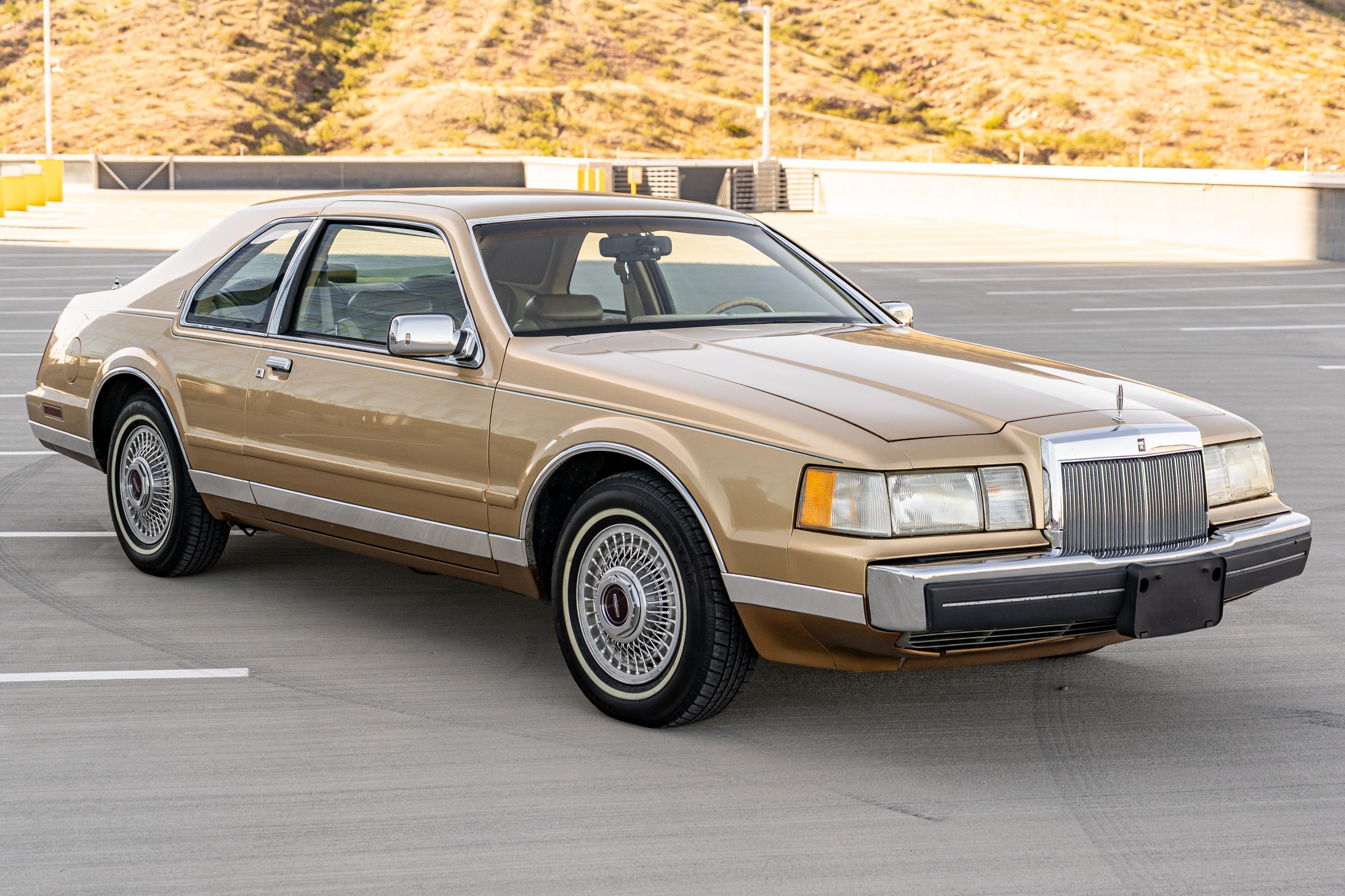 1984 Lincoln Mark VII sold at auction for $4,200