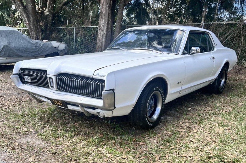 1967 Mercury Cougar sold at auction for $16,000