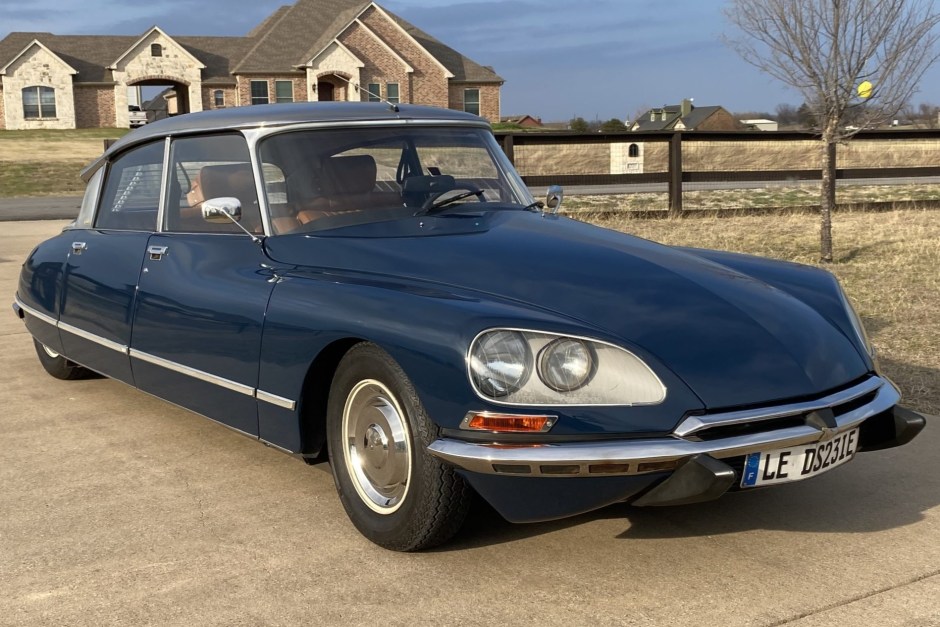 1974 Citroen DS sold at auction for $60,500