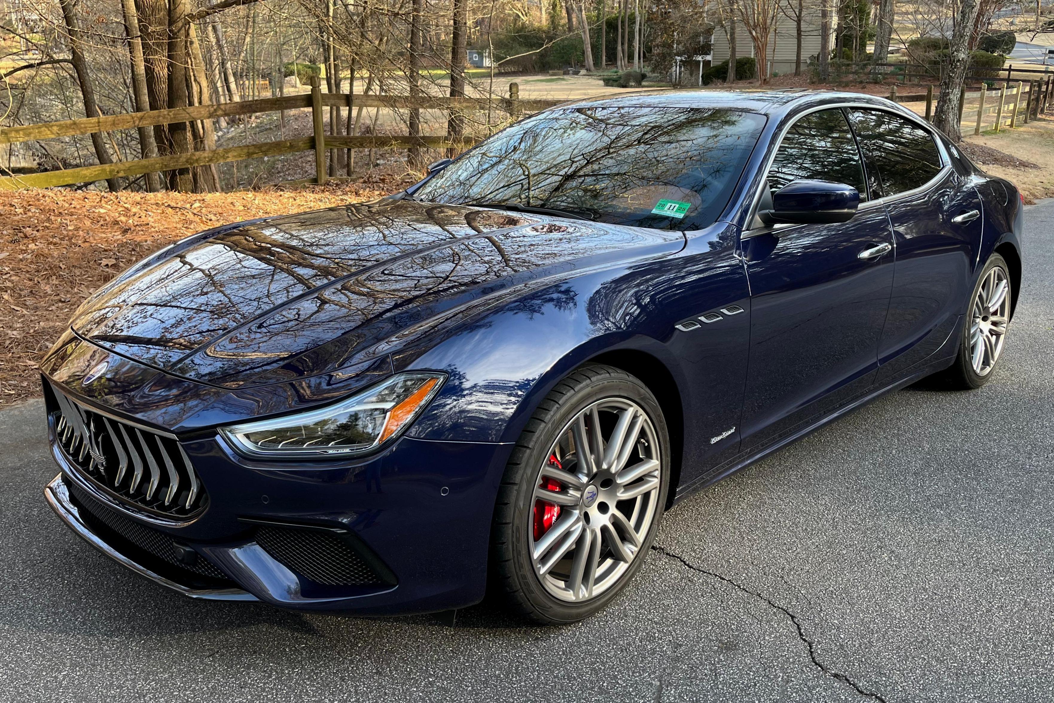 2018 Maserati Ghibli sold at auction for $19,500
