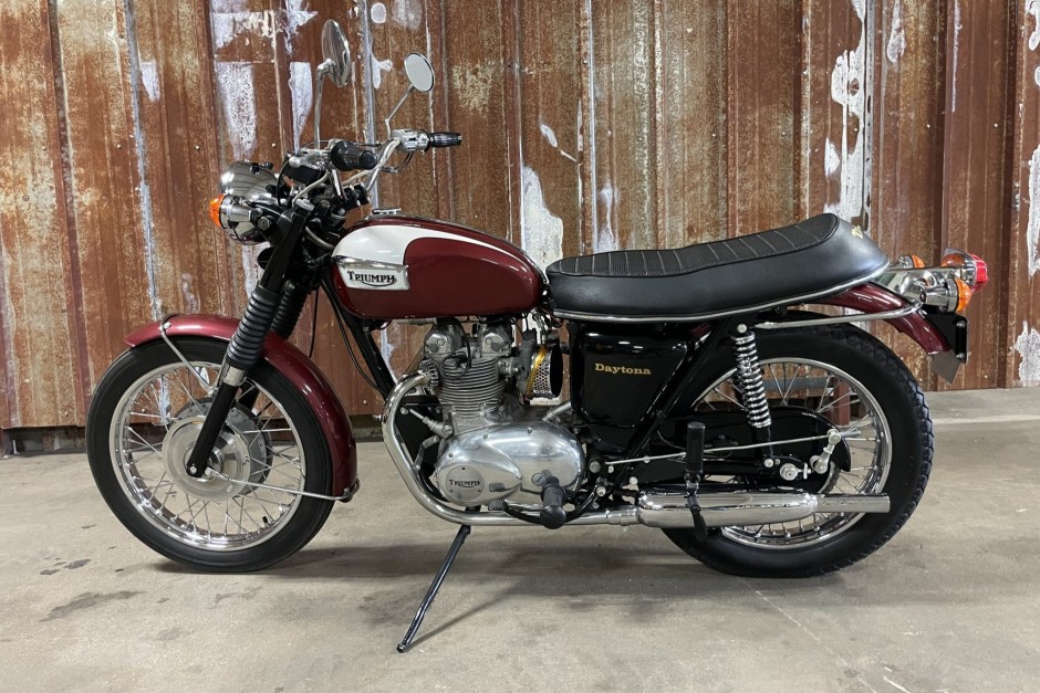 1972 Triumph Daytona sold at auction for $7,000