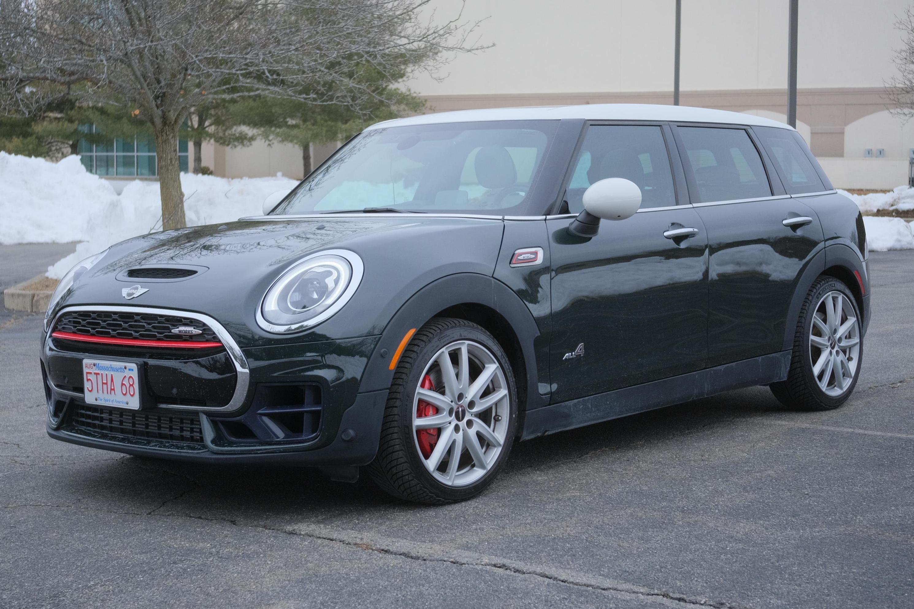 2018 Mini Cooper Clubman sold at auction for $25,000