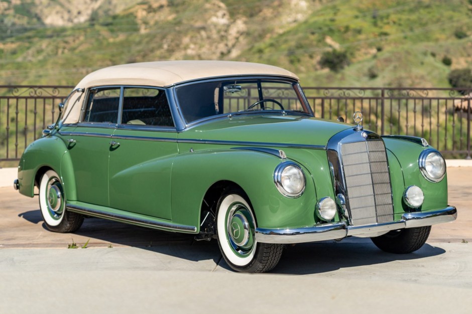 1952 Mercedes-Benz W186/W189 Adenauer sold at auction for $100,000