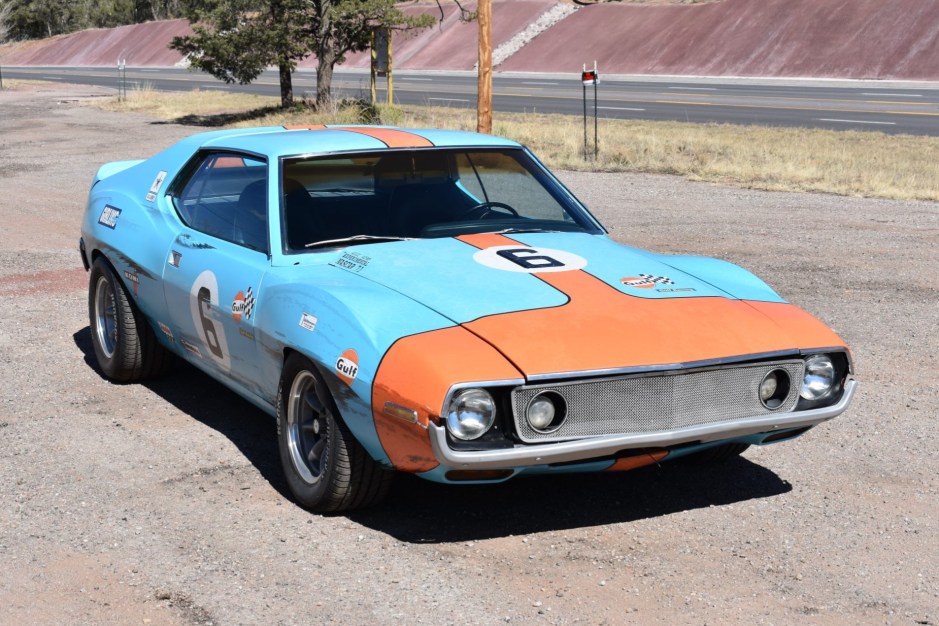 1971 AMC Javelin sold at auction for $16,300