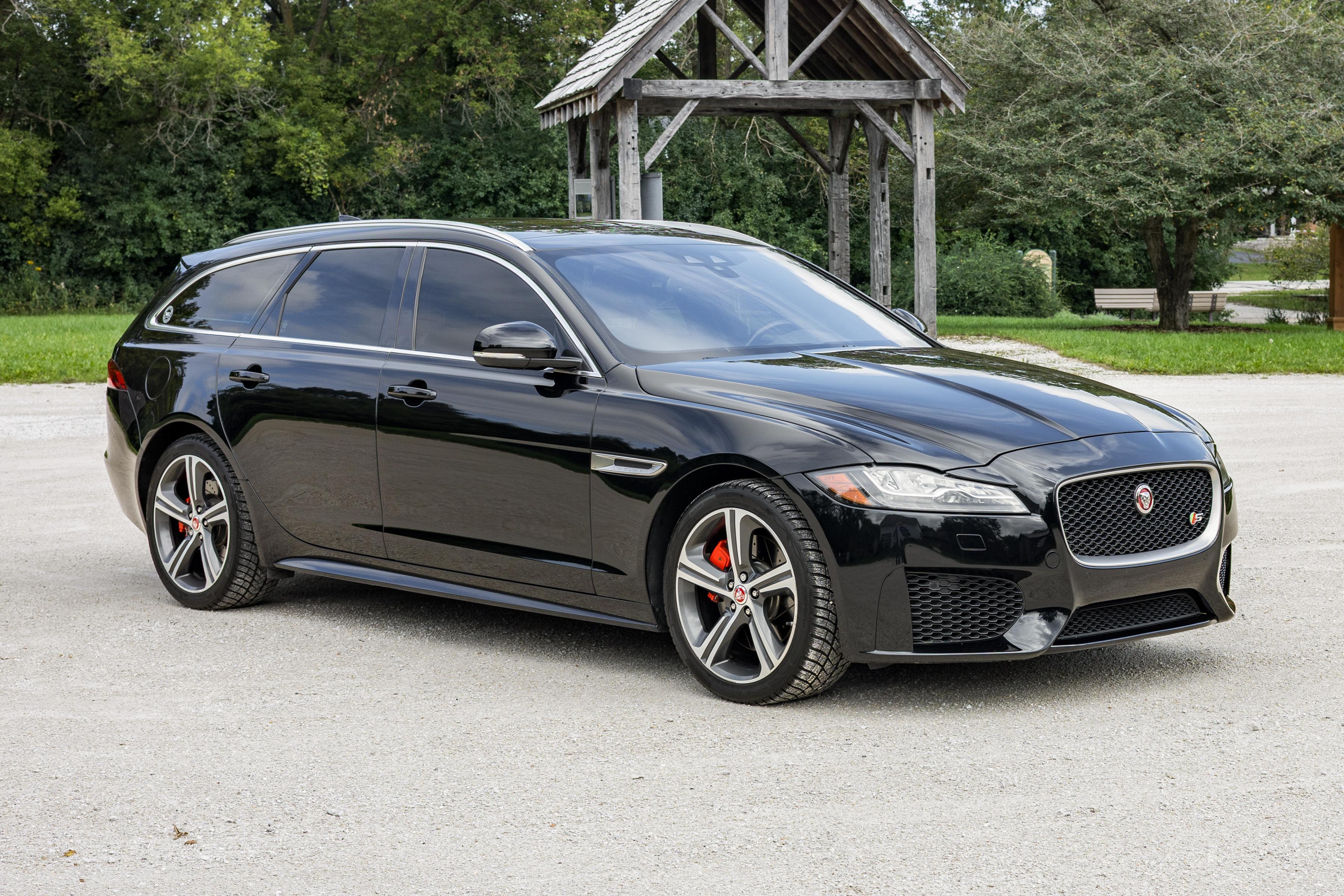 2018 Jaguar XF sold at auction for $31,750