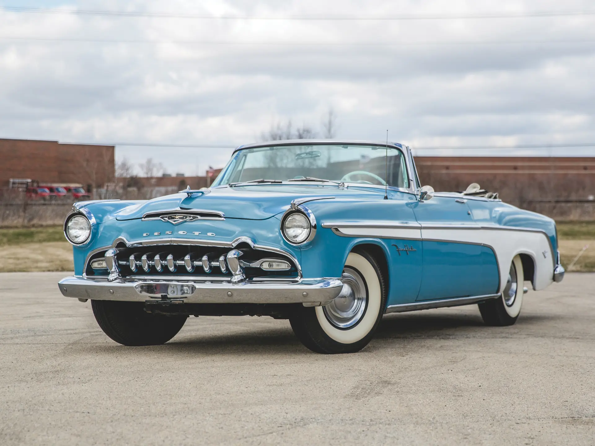 1955 DeSoto Fireflite sold at auction for $44,000
