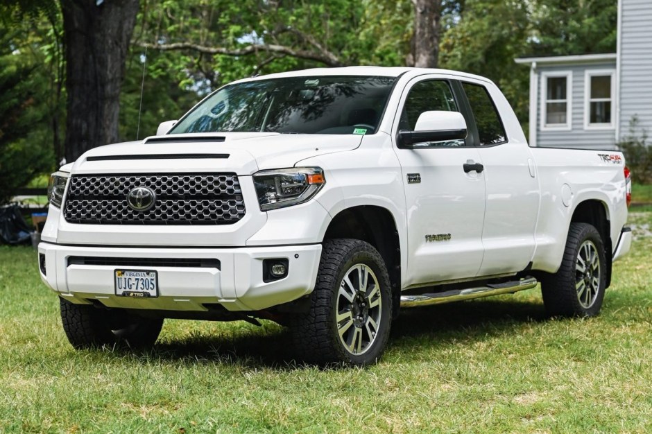 2018 Toyota Tundra sold at auction for $28,800