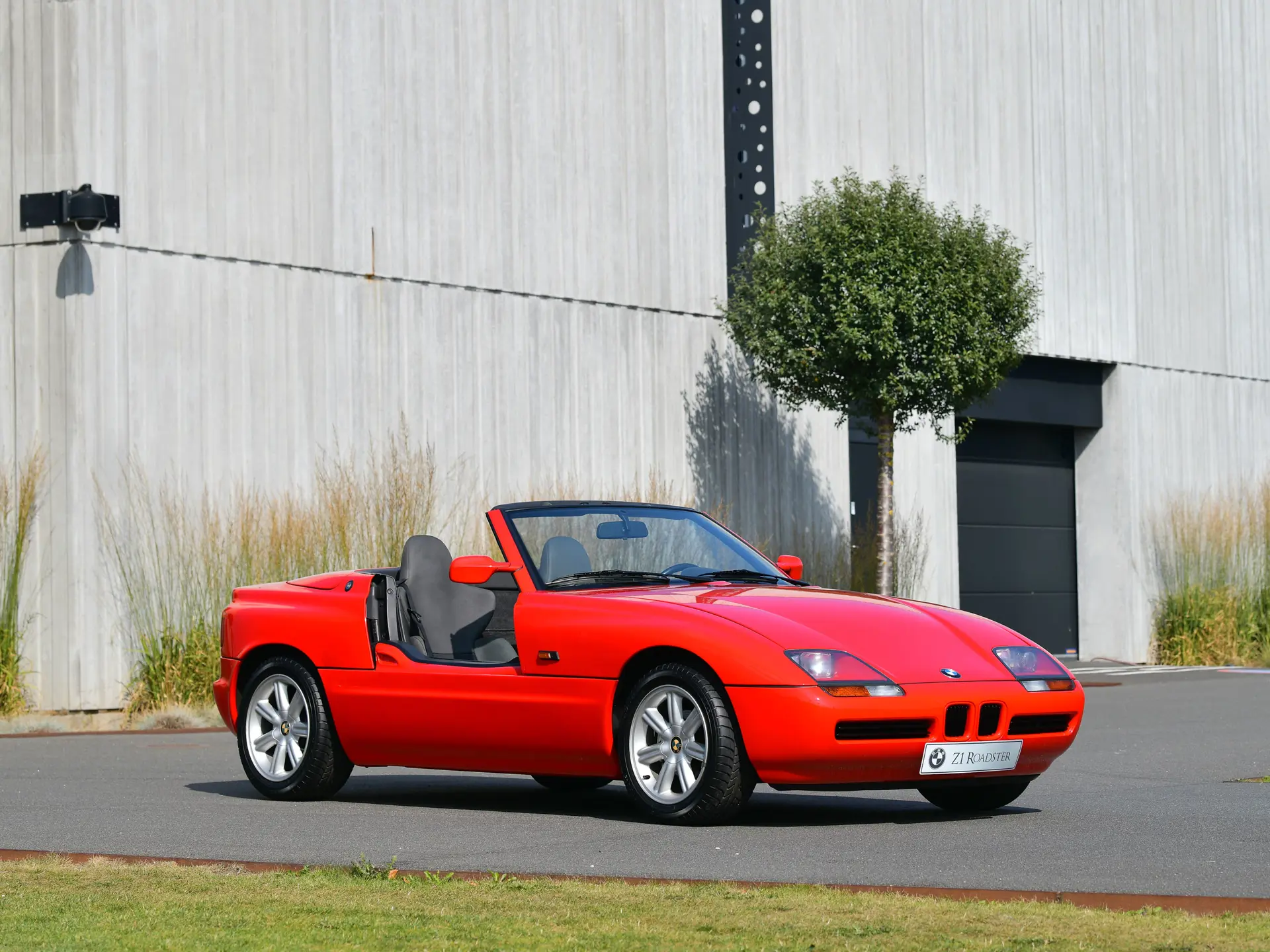 1990 BMW Z1 sold at auction for $80,500