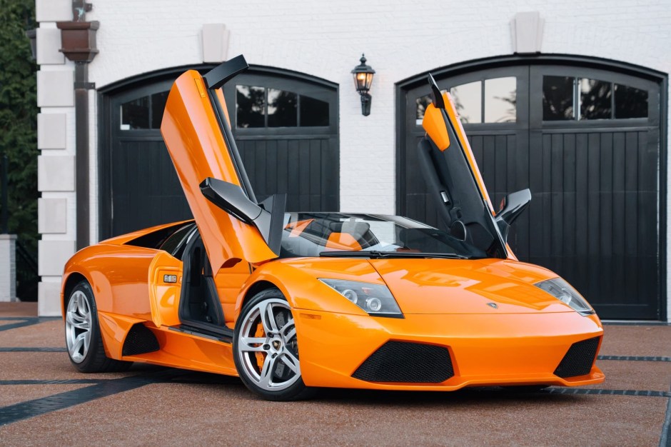 2008 Lamborghini Murciélago sold at auction for $780,000