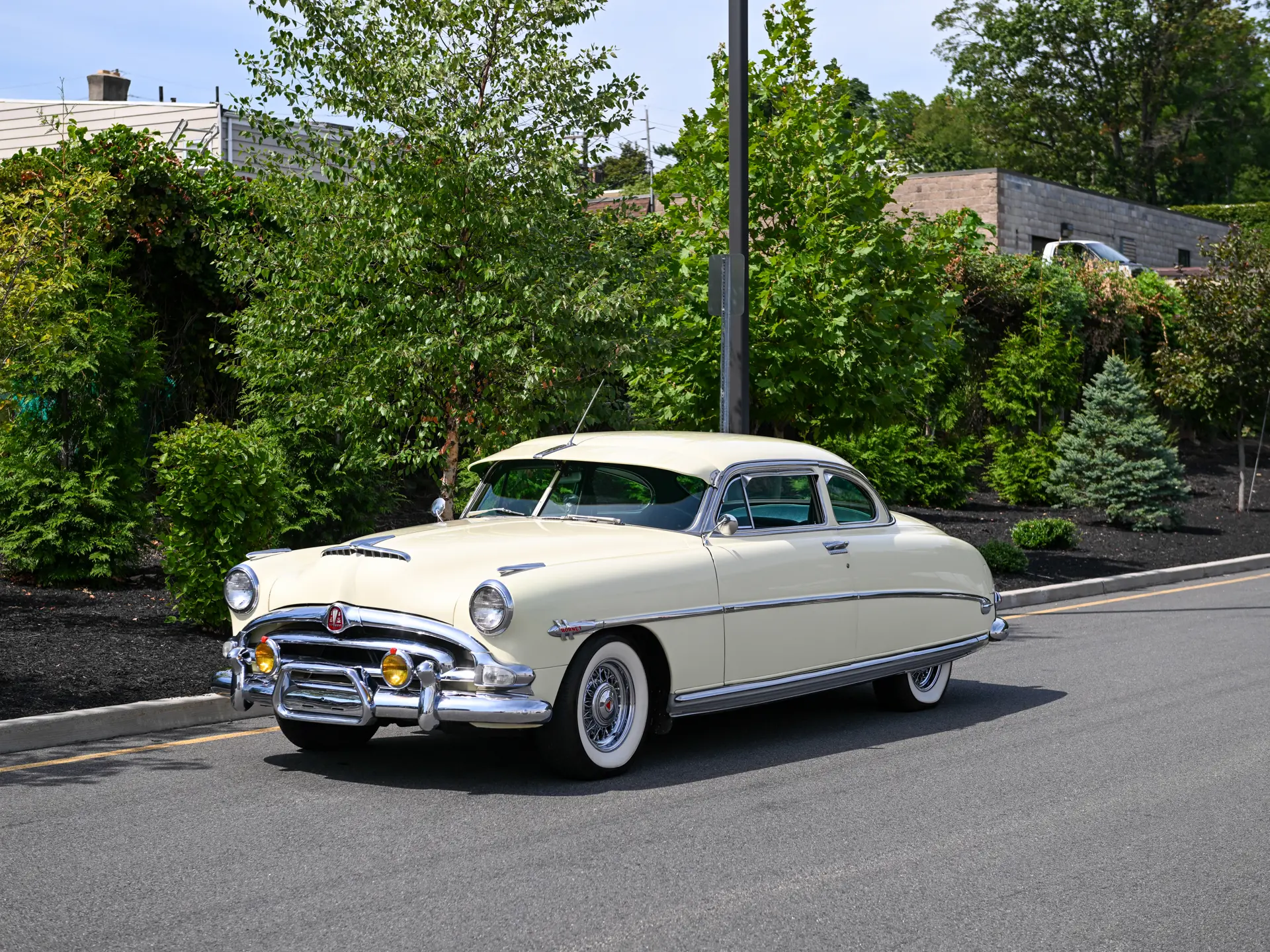 1953 Hudson Hornet sold at auction for $38,500