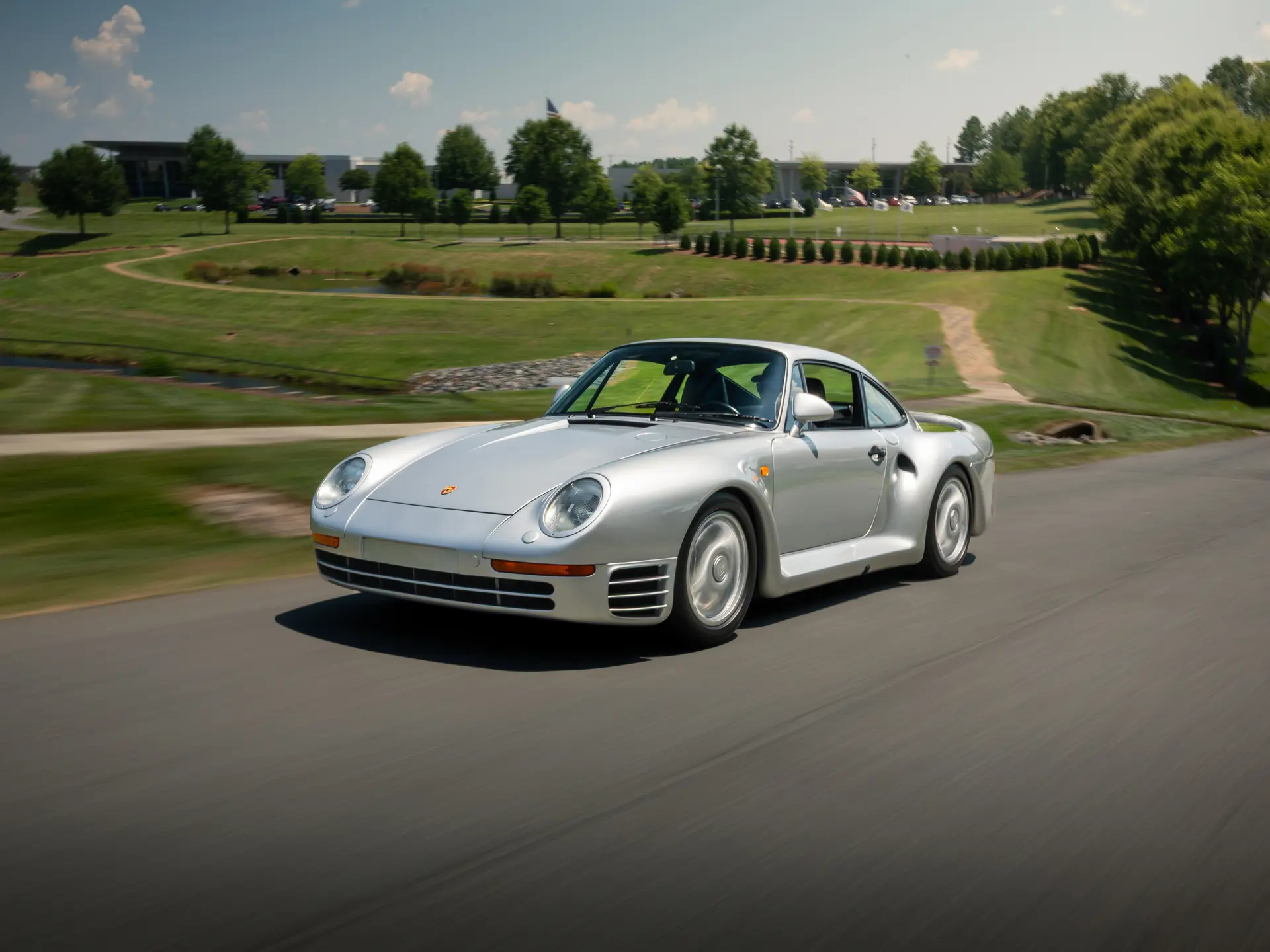 1987 Porsche 959 sold at auction for $2,040,000