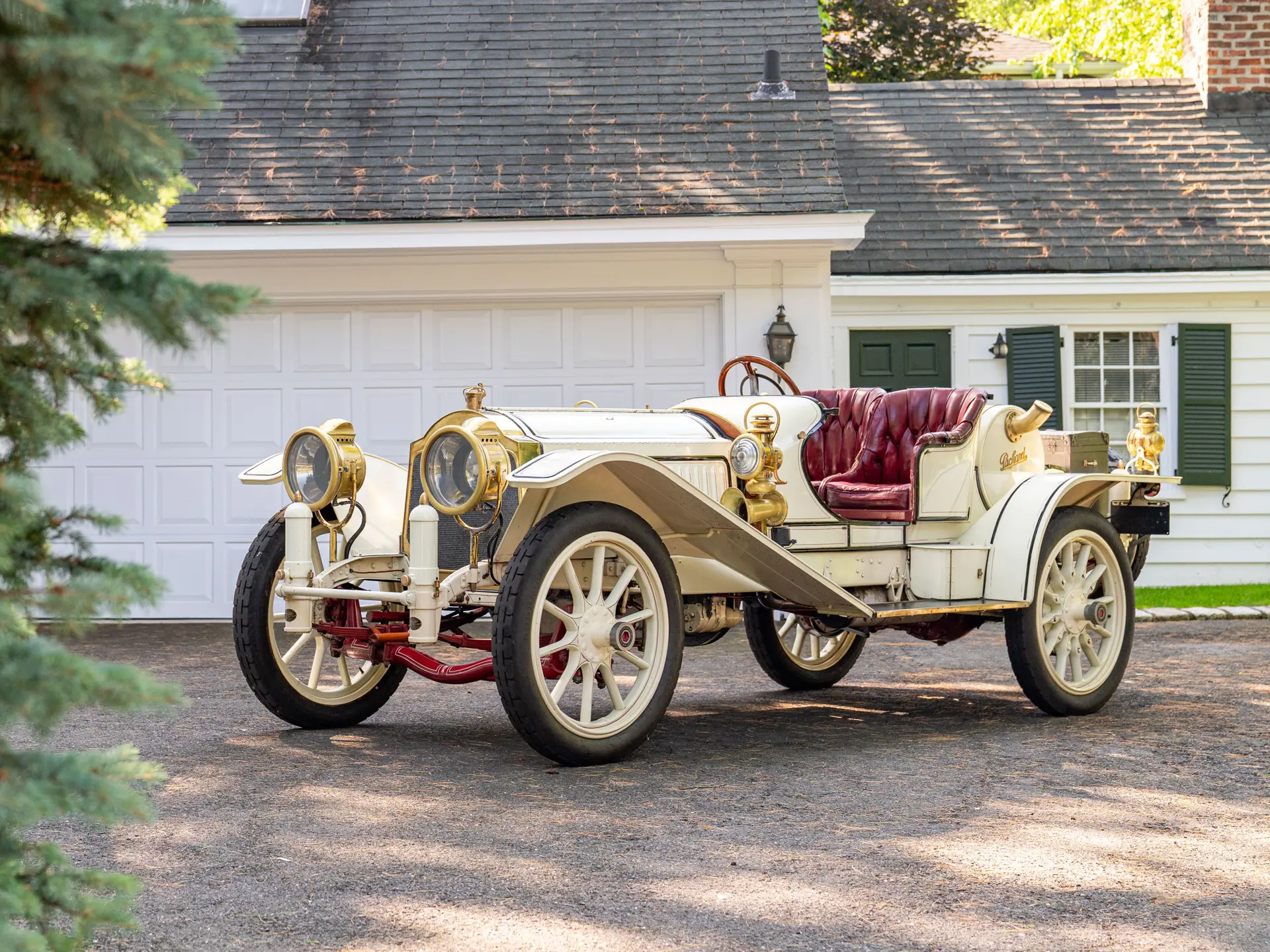 1912 Packard Six sold at auction for $368,000