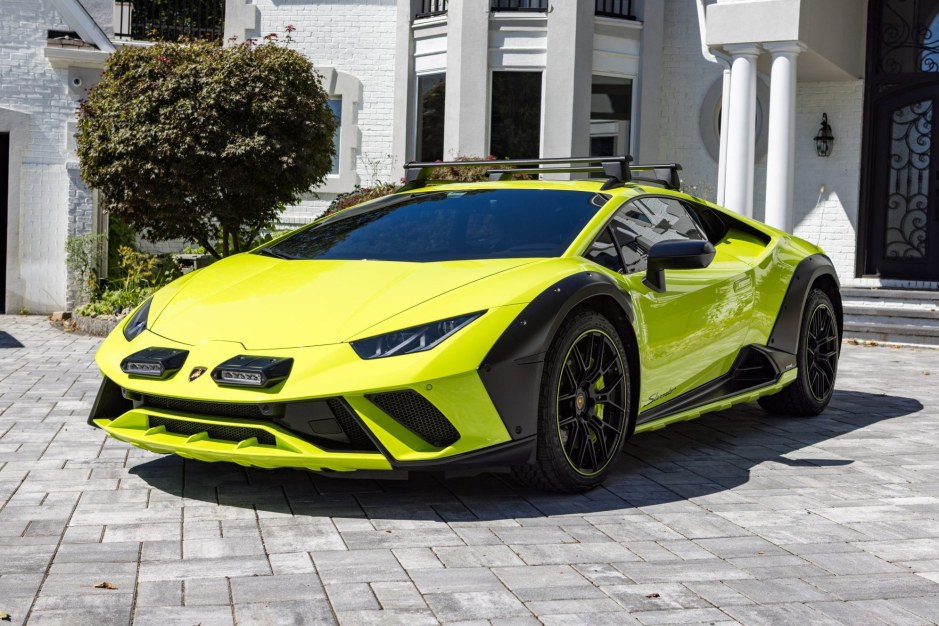 2024 Lamborghini Huracán sold at auction for $335,000