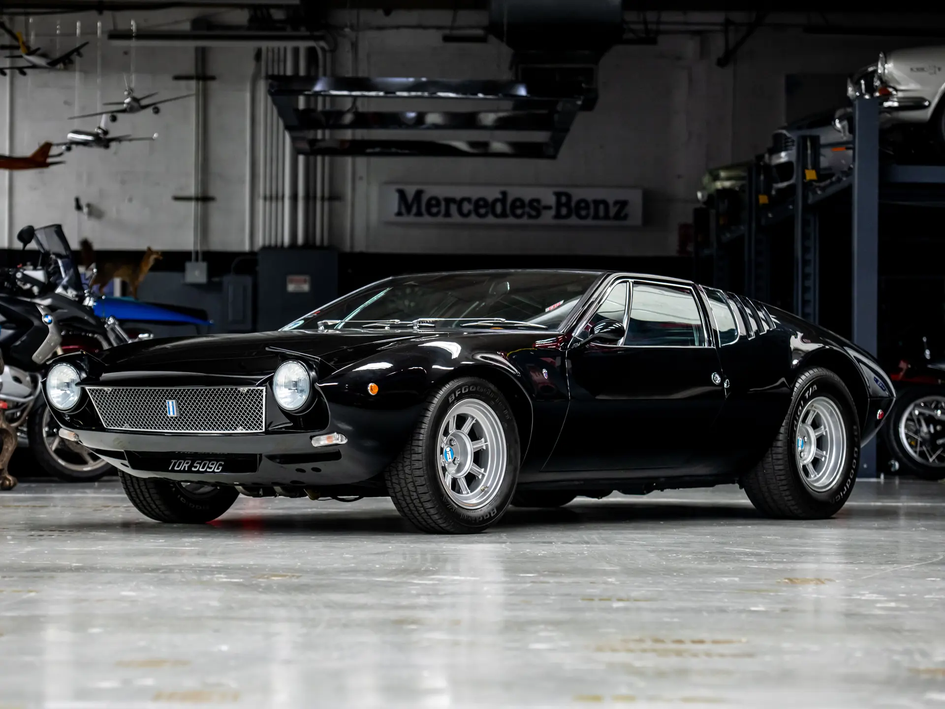 1969 DeTomaso Mangusta sold at auction for $291,000