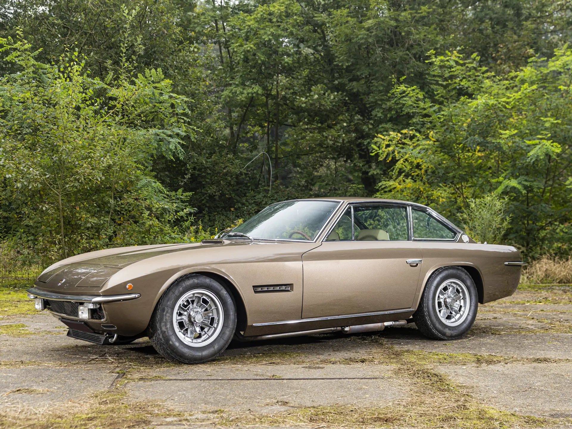 1969 Lamborghini 350 GT / 400 GT sold at auction for $241,250