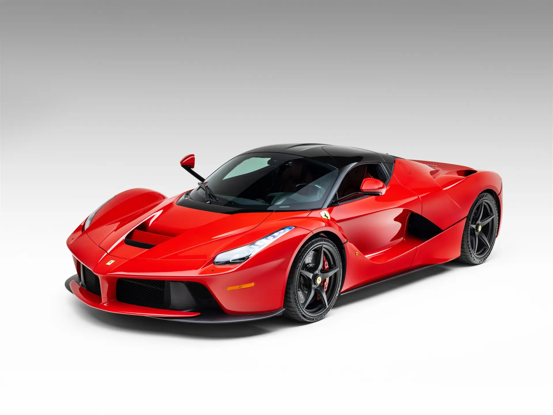 2015 Ferrari LaFerrari sold at auction for $5,477,500