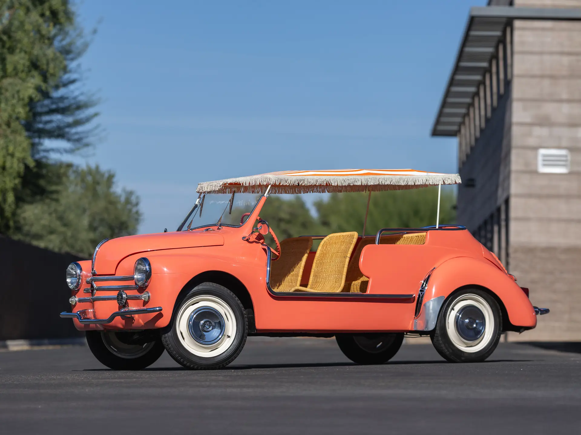 1961 Renault 4CV sold at auction for $84,000