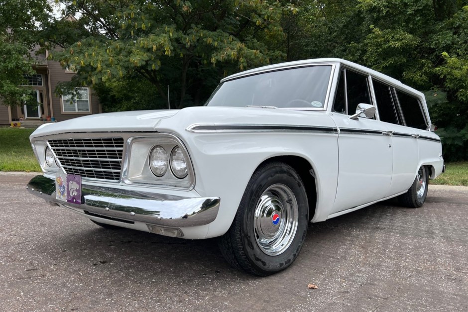 1964 Studebaker Lark sold at auction for $17,000