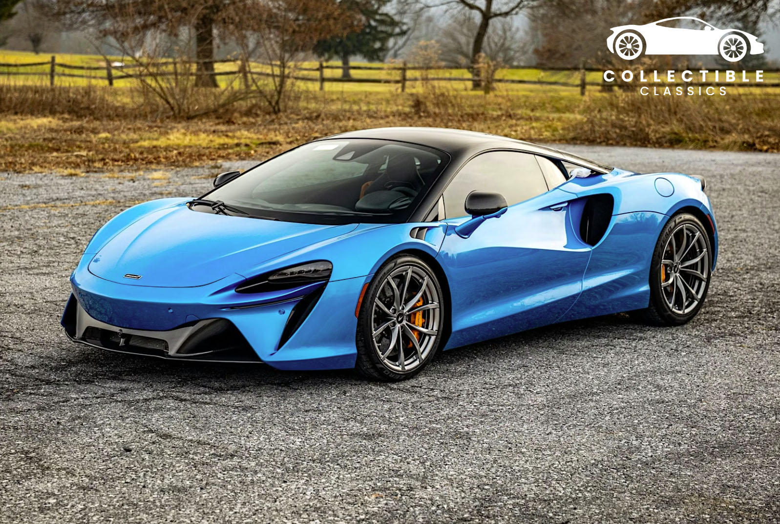 2023 McLaren Artura sold at auction for $151,000