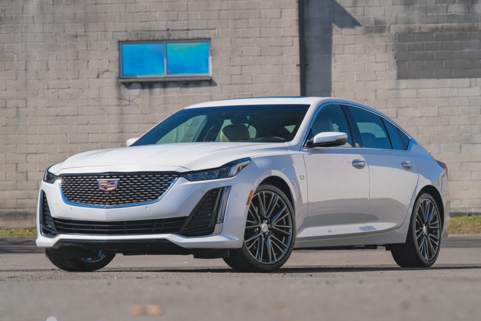 2024 Cadillac CT5 sold at auction for $37,000