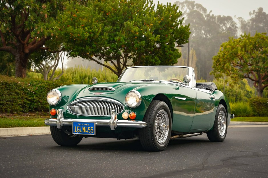 1967 Austin-Healey 3000 sold at auction for $91,000