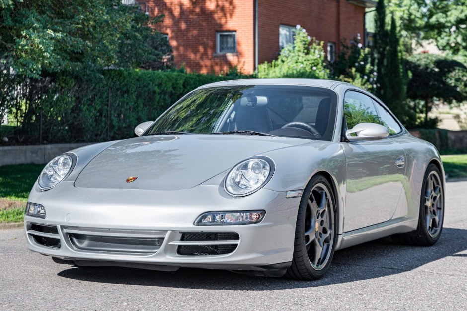 2006 Porsche 997 sold at auction for $67,000