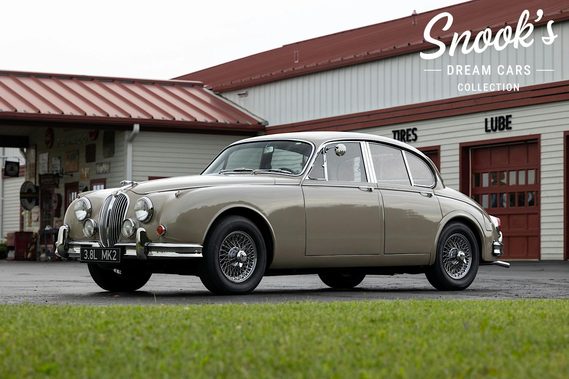 1964 Jaguar Mk II sold at auction for $35,000