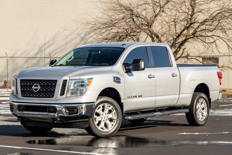 2019 Nissan Titan sold at auction for $24,500