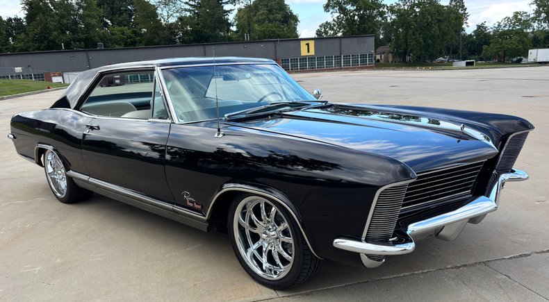 1965 Buick Riviera sold at auction for $99,750