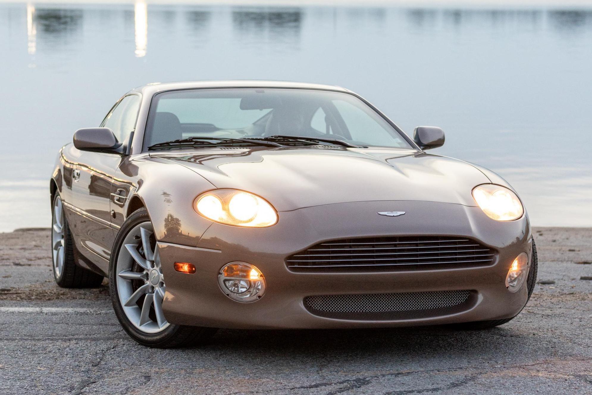2001 Aston Martin Vantage sold at auction for $33,000