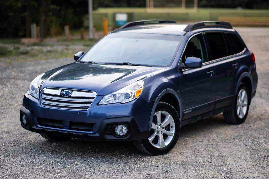 2014 Subaru Outback sold at auction for $12,750